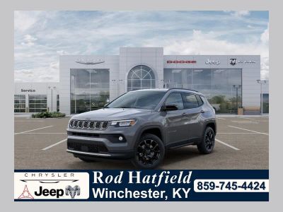 2026 Jeep Compass COMPASS LATITUDE ALTITUDE 4X4 in Sting-Gray Clear-Coat Exterior Paint — front three-quarter view