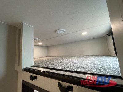 2026 Coachmen RV Chaparral - Photo 32