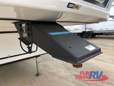 2026 Coachmen RV Chaparral - Photo 6