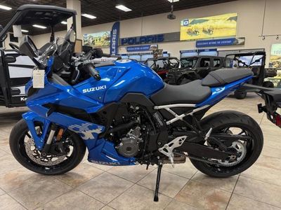 2026 Suzuki GSX-8R - Photo 7
