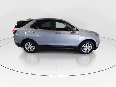 2024 Chevrolet Equinox — photo 8 view