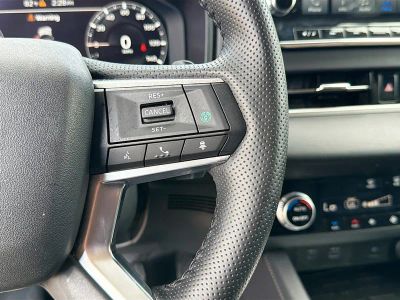 2024 Mitsubishi Outlander — photo 36 view