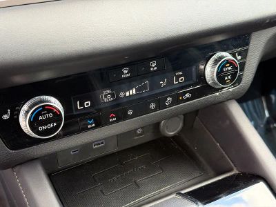 2024 Mitsubishi Outlander — photo 32 view