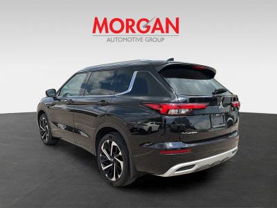 2024 Mitsubishi Outlander — detail view