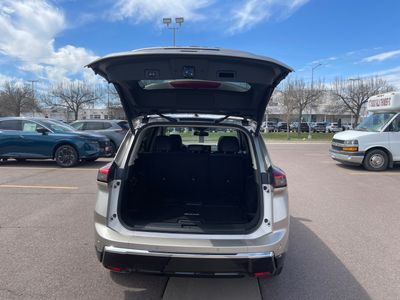 2026 Nissan Rogue — photo 18 view