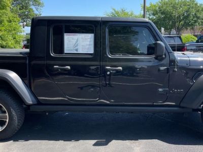 2023 Jeep Gladiator - Photo 9