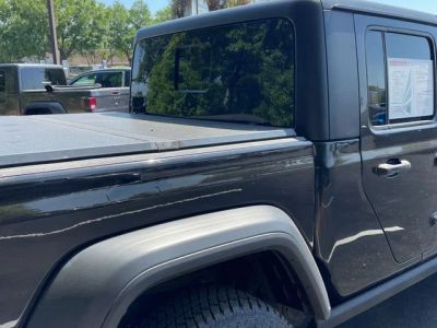 2023 Jeep Gladiator - Photo 3