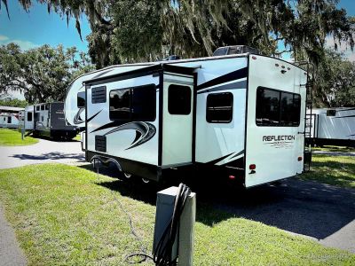 2021 Grand Design Reflection 150 Series — rear three-quarter view