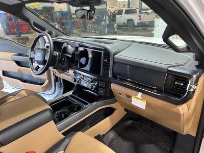 2026 Ford Super Duty F-350 SRW — photo 22 view