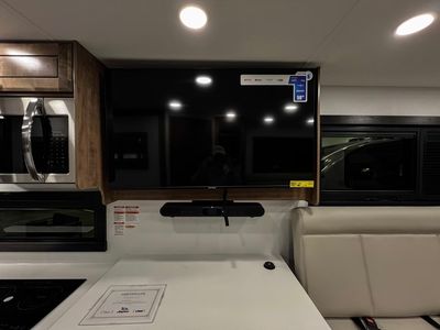2026 Jayco SENECA XT - Photo 13
