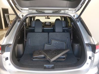 2024 Mitsubishi Outlander - Photo 11