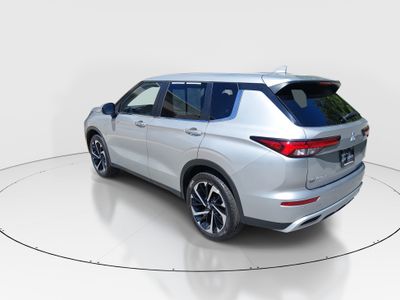 2024 Mitsubishi Outlander - Photo 5