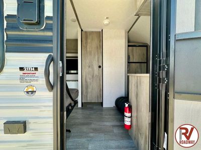 2026 Sunset Park RV Sun Lite — photo 10 view