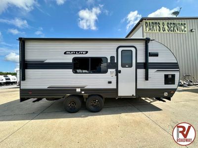 2026 Sunset Park RV Sun Lite — interior view