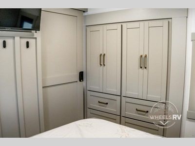 2026 Brinkley Model Z - Photo 19
