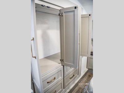 2026 Brinkley Model Z - Photo 23