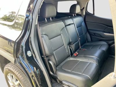 2023 GMC Acadia — photo 29 view