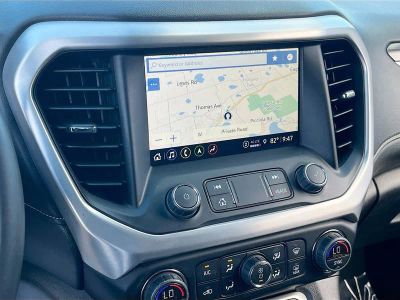 2023 GMC Acadia — photo 13 view
