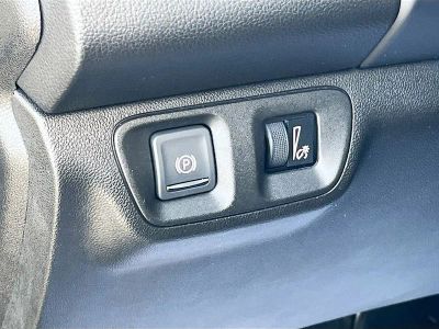 2023 GMC Acadia — photo 10 view