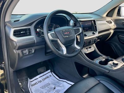2023 GMC Acadia — photo 9 view