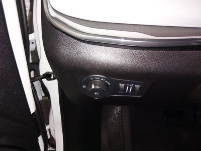 2023 Jeep Compass - Photo 13