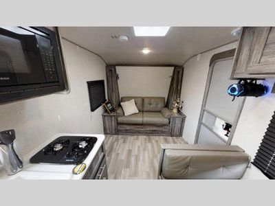 2020 Forest River RV Salem - Photo 6