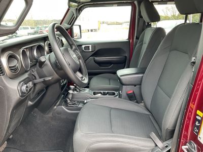 2021 Jeep Wrangler Unlimited — photo 9 view