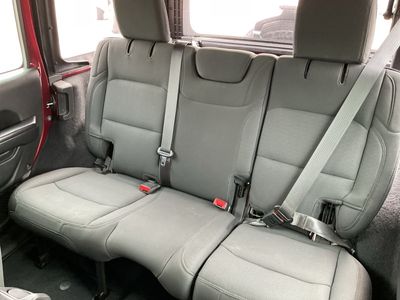 2021 Jeep Wrangler Unlimited — photo 18 view