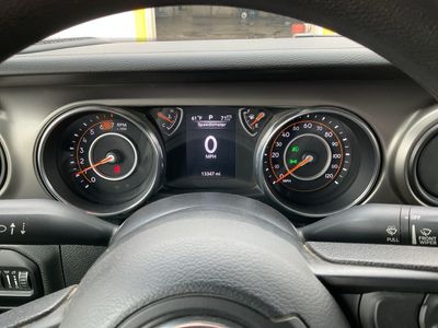2021 Jeep Wrangler Unlimited — photo 10 view
