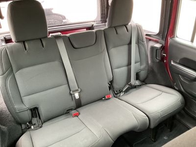 2021 Jeep Wrangler Unlimited — photo 14 view