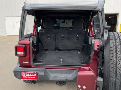 2021 Jeep Wrangler Unlimited — photo 17 view