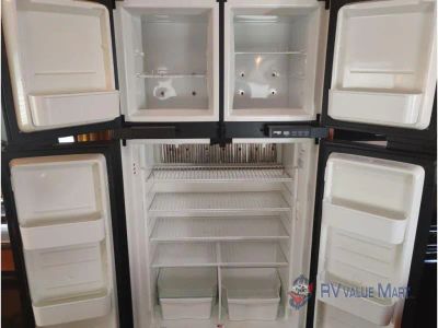 2012 Keystone RV Montana - Photo 18