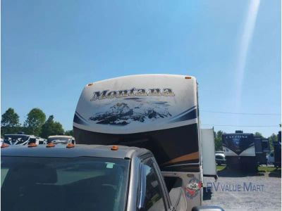 2012 Keystone RV Montana - Photo 4