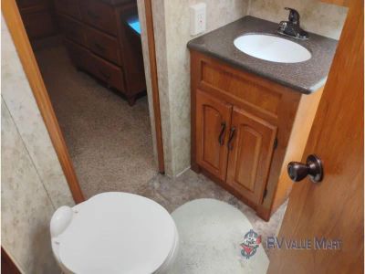 2012 Keystone RV Montana - Photo 22