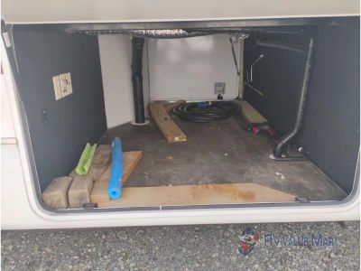 2012 Keystone RV Montana - Photo 12