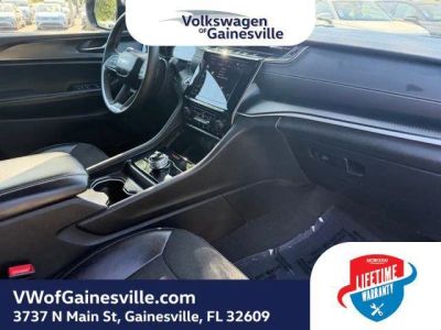 2024 Jeep Grand Cherokee — photo 10 view