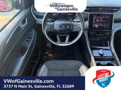 2024 Jeep Grand Cherokee — photo 15 view