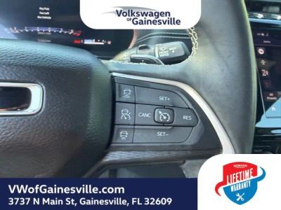2024 Jeep Grand Cherokee — photo 24 view