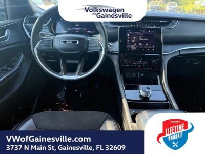 2024 Jeep Grand Cherokee — photo 14 view