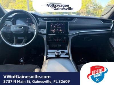 2024 Jeep Grand Cherokee — photo 13 view