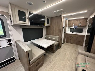 2026 Coachmen RV Freedom Express - Photo 9