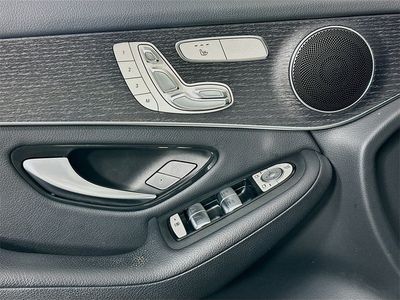 2022 Mercedes-Benz GLC - Photo 17
