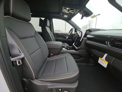 2026 GMC Yukon - Photo 15