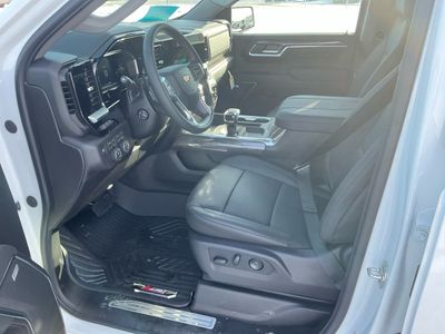 2026 Chevrolet Silverado 1500 - Photo 9