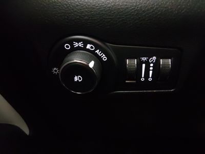 2023 Jeep Compass - Photo 13