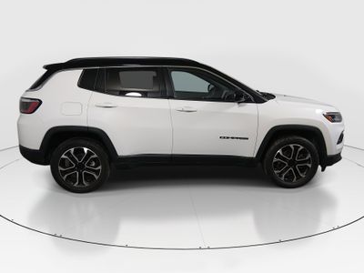 2023 Jeep Compass - Photo 8