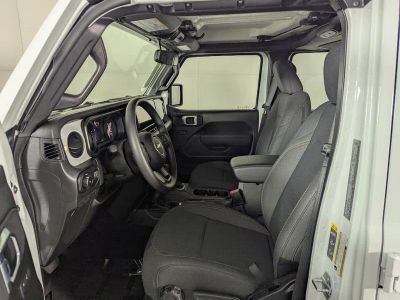 2026 Jeep Wrangler — photo 8 view