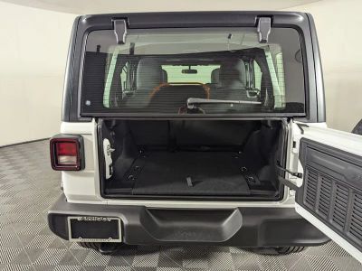 2026 Jeep Wrangler — photo 19 view