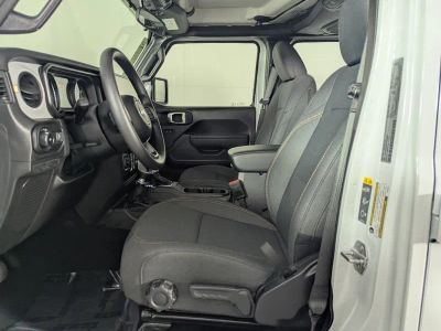 2026 Jeep Wrangler — photo 9 view