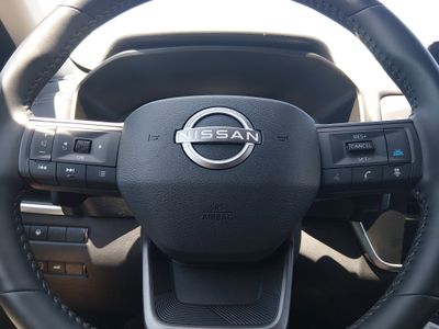 2025 Nissan Rogue - Photo 12